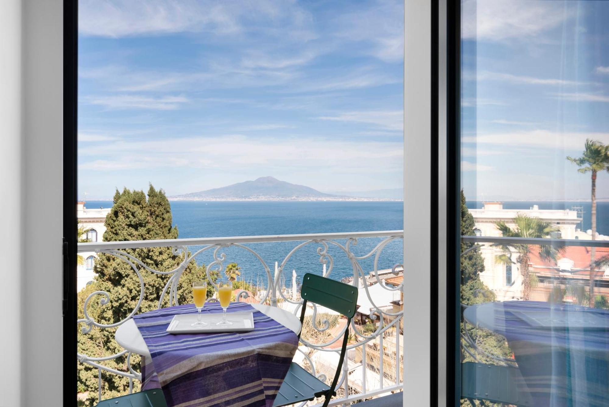 Al Centro Suites Sorrento Buitenkant foto