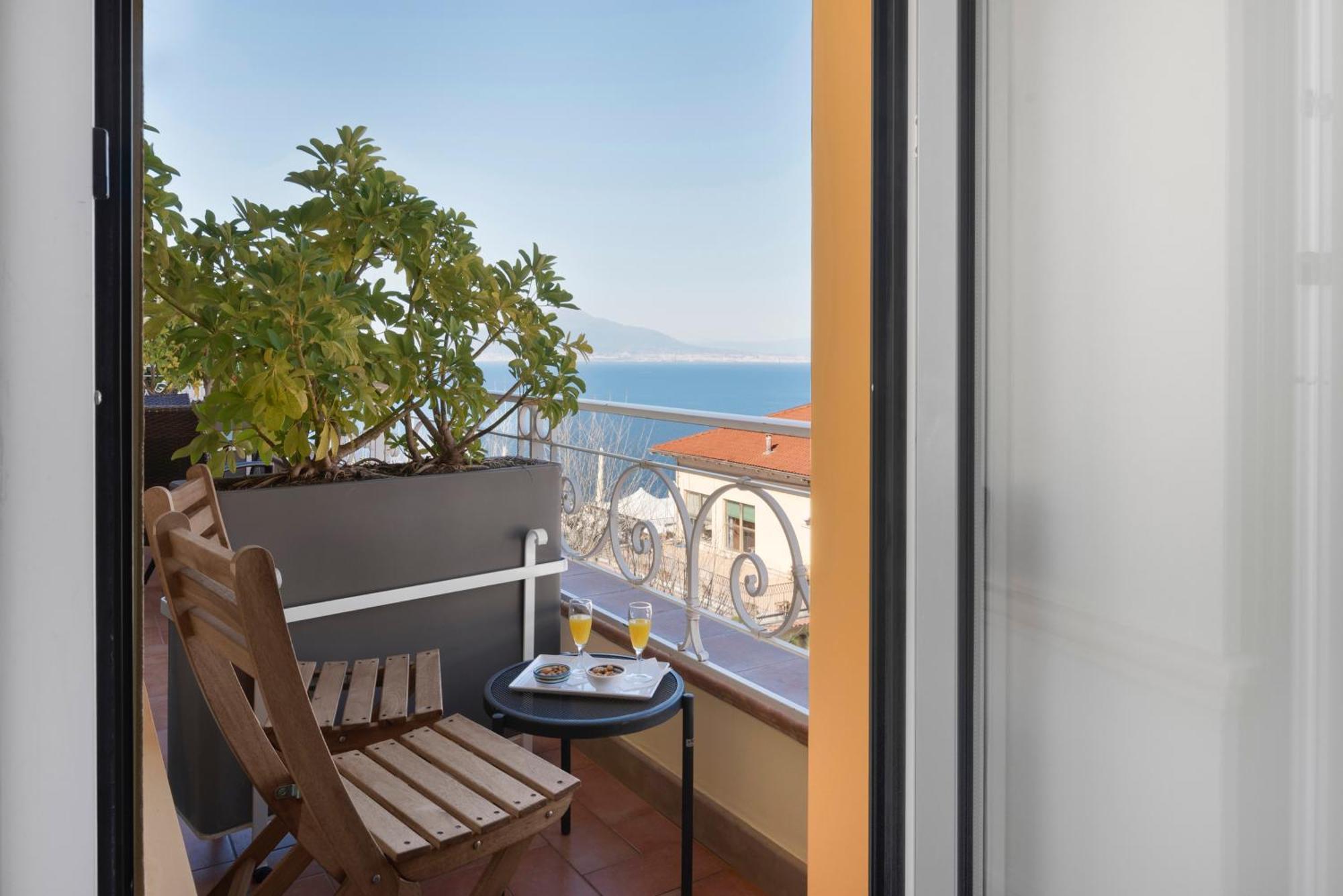 Al Centro Suites Sorrento Buitenkant foto