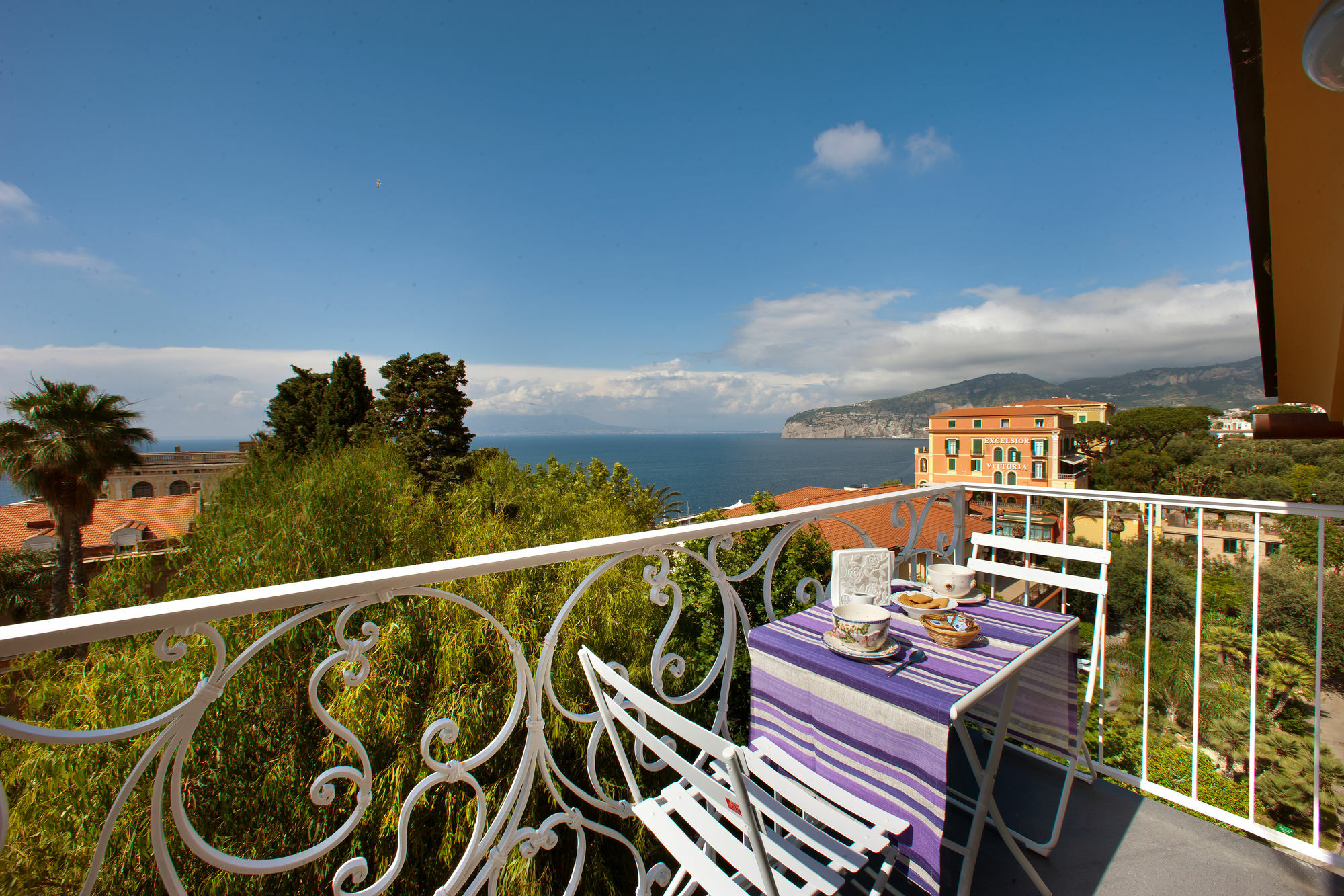 Al Centro Suites Sorrento Buitenkant foto